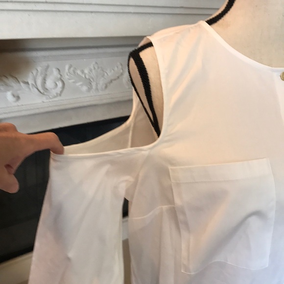 Large Michael Kors button down cold shoulder NWOT - Picture 4 of 5